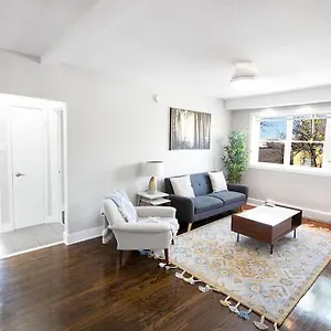 Stylish One Bedroom Unit On Corydon Free Parking Winnipeg